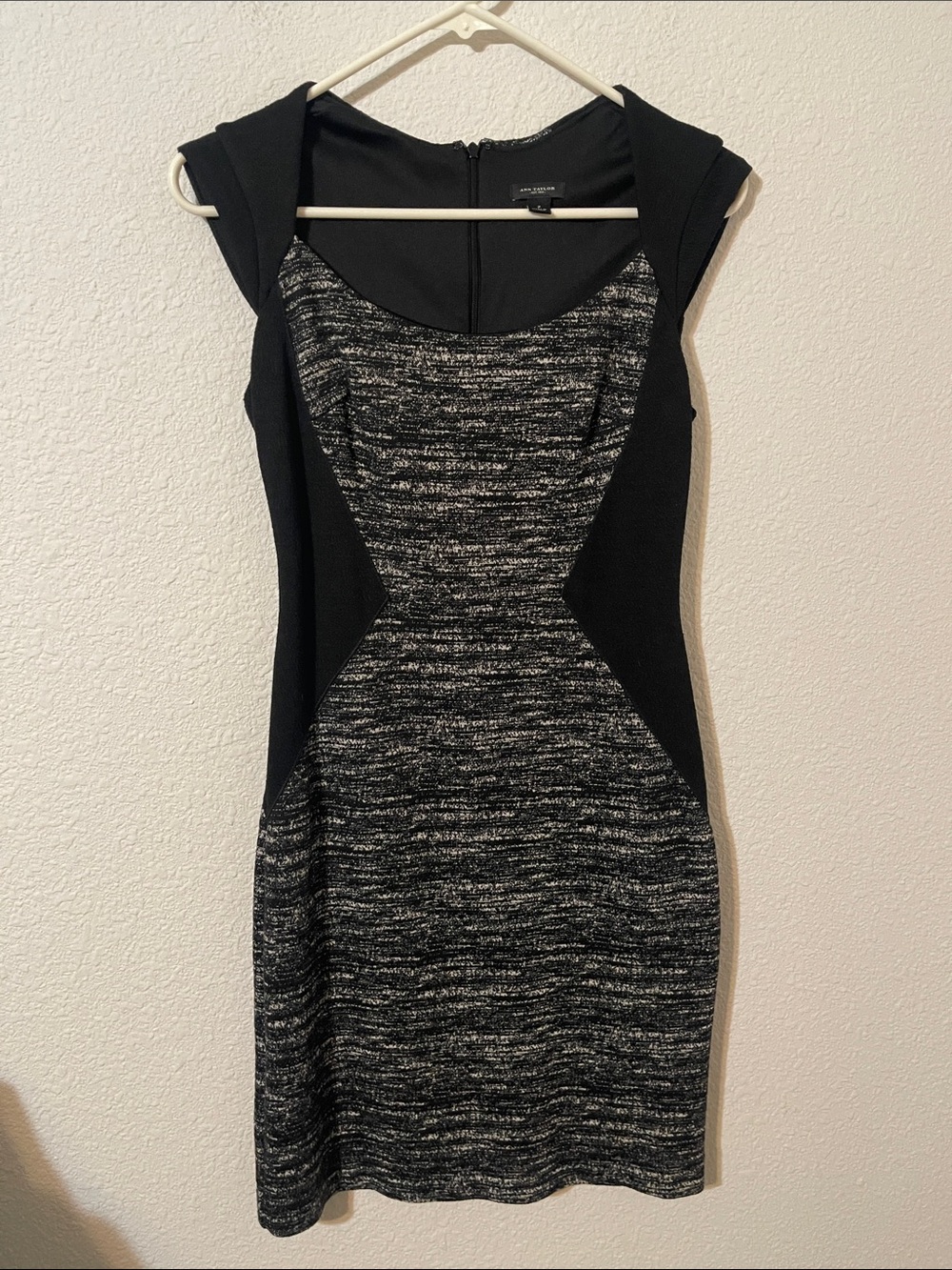 Ann Taylor Black and Gray Textured Sheath Dress